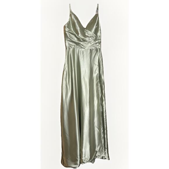 NWT Bridesmaid Evening Gown Prom Dress Green Size 6 Adjustable Back Exquisite! - Picture 1 of 5